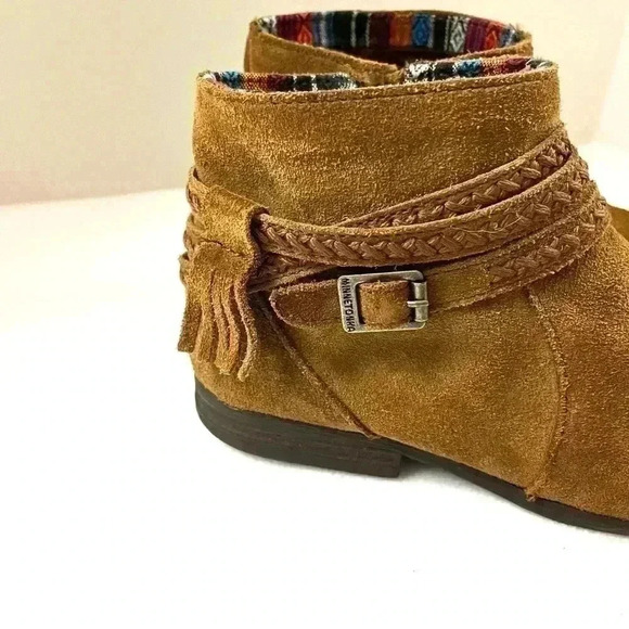 Minnetonka Women's Dixon Brown Suede Braided Buckle Moccasin Zip Booties Size 8 - Picture 3 of 10